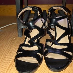 Black heel sandals